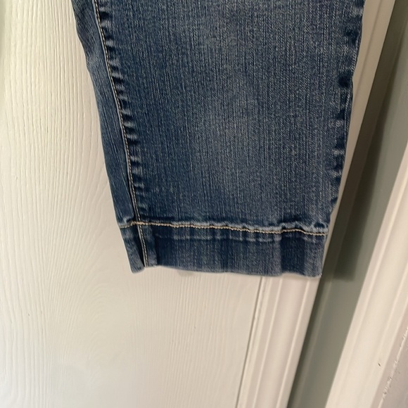 Kut From The Kloth Dark Wash Denim Capri Jeans Size 10 - Picture 4 of 12